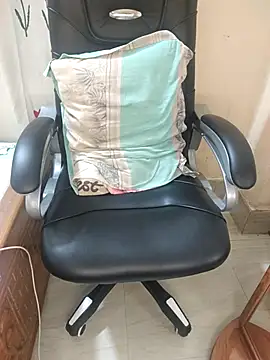 Snapshot of Nupur12s chatting on October 9, 2025, 5:49 am Nupur12s online show from October 9, 2025, 5:49 am