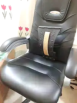 Snapshot of Nupur12s chatting on October 15, 2025, 5:18 am Nupur12s online show from October 15, 2025, 5:18 am