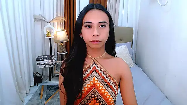 Snapshot of scarlet_smith7 chatting on February 5, 2026, 2:43 pm scarlet smith7 online show from February 5, 2026, 2:43 pm