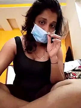 Love Foreverr12 online show from October 9, 2025, 4:54 am