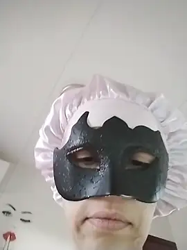 Snapshot of SweetSun69 chatting on February 12, 2026, 4:13 pm SweetSun69 online show from February 12, 2026, 4:13 pm