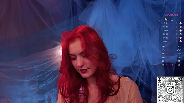 GildedKitten online show from December 5, 2025, 6:15 pm