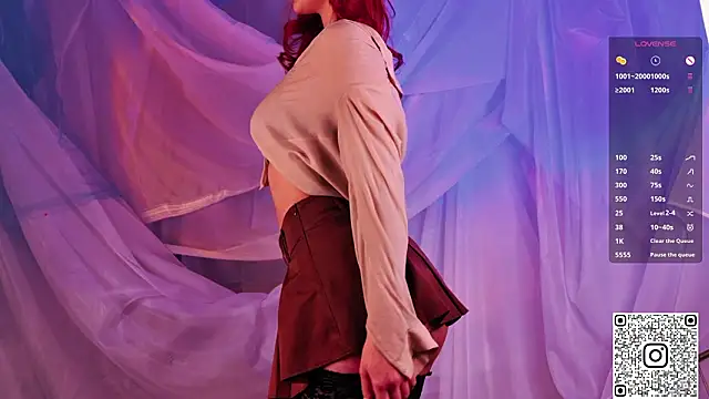 Snapshot of GildedKitten chatting on February 13, 2026, 7:43 pm GildedKitten online show from February 13, 2026, 7:43 pm