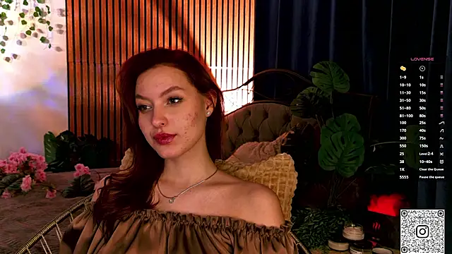 Snapshot of GildedKitten chatting on February 25, 2026, 7:12 pm GildedKitten online show from February 25, 2026, 7:12 pm