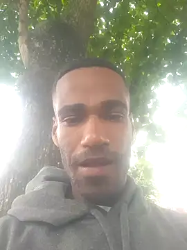 Snapshot of negrobrazil92 chatting on October 21, 2025, 11:00 am negrobrazil92 online show from October 21, 2025, 11:00 am