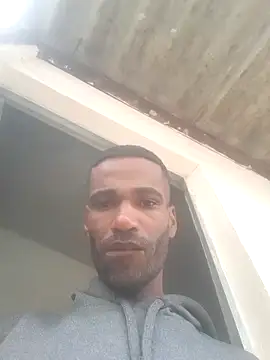 Snapshot of negrobrazil92 chatting on October 22, 2025, 11:10 am negrobrazil92 online show from October 22, 2025, 11:10 am