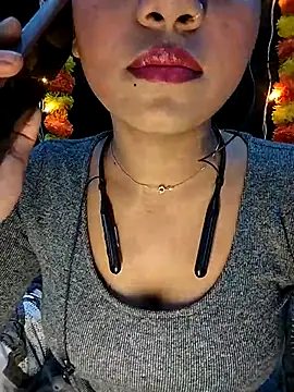 Snapshot of Horny_Ishika chatting on February 18, 2026, 7:43 pm Horny Ishika online show from February 18, 2026, 7:43 pm