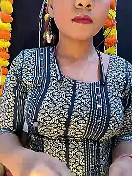 Snapshot of Horny_Ishika chatting on February 19, 2026, 4:14 pm Horny Ishika online show from February 19, 2026, 4:14 pm