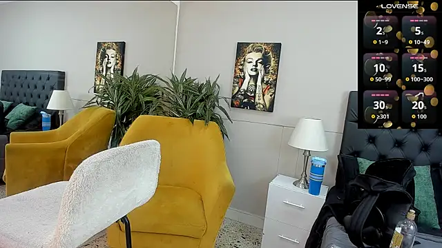 Snapshot of emilio_brandon chatting on October 21, 2025, 10:38 am emilio brandon online show from October 21, 2025, 10:38 am