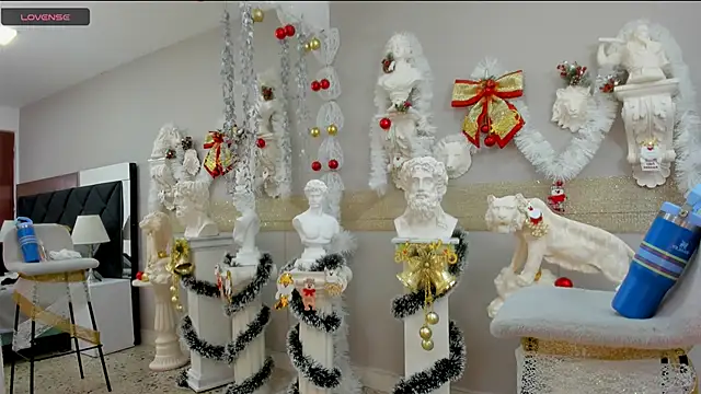 Snapshot of emilio_brandon chatting on December 3, 2025, 11:52 am emilio brandon online show from December 3, 2025, 11:52 am