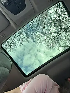  JessyRey  online show from April 1, 2026, 1:41 pm