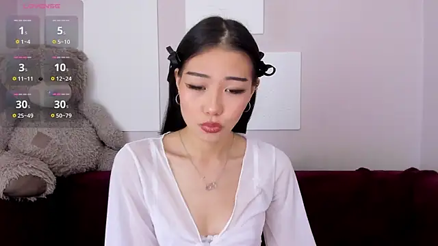 kuro mimi online show from December 3, 2025, 4:53 am