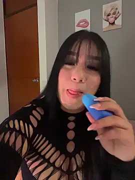 Snapshot of Aliciawhitee chatting on February 12, 2026, 1:55 am Aliciawhitee online show from February 12, 2026, 1:55 am