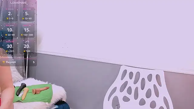 Oriana Jhonson online show from November 8, 2025, 9:42 am