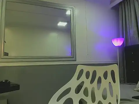 Oriana Jhonson online show from February 21, 2026, 11:00 am