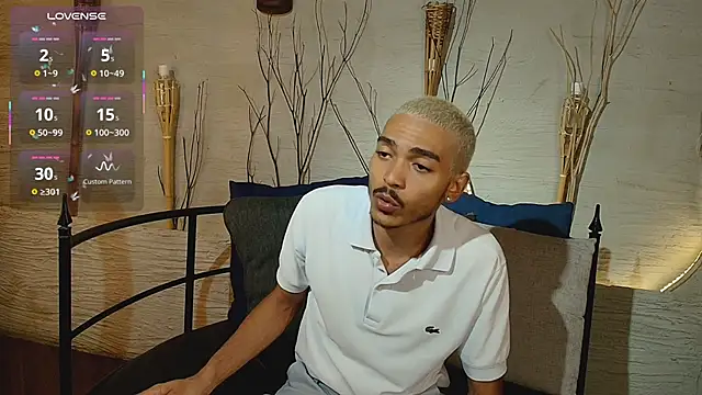 MarcusRain  online show from November 21, 2025, 7:23 pm