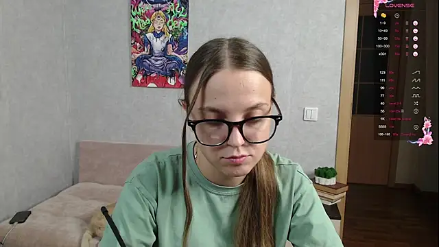 Snapshot of Violetwin chatting on September 24, 2025, 6:11 pm Violetwin online show from September 24, 2025, 6:11 pm
