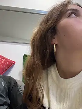 Samantha 2190 online show from December 14, 2025, 4:18 am