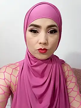 Snapshot of jamila_zair chatting on February 18, 2026, 1:40 pm jamila zair online show from February 18, 2026, 1:40 pm