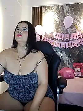 zafina 09 online show from November 4, 2025, 9:25 pm