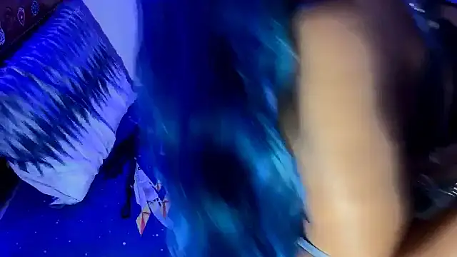 Snapshot of bluesubmissive chatting on December 16, 2025, 6:13 pm bluesubmissive online show from December 16, 2025, 6:13 pm