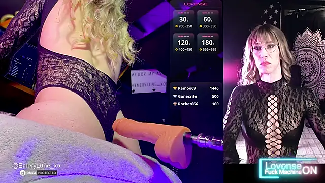 Snapshot of EmeryLune_xo chatting on December 4, 2025, 5:06 am EmeryLune xo online show from December 4, 2025, 5:06 am