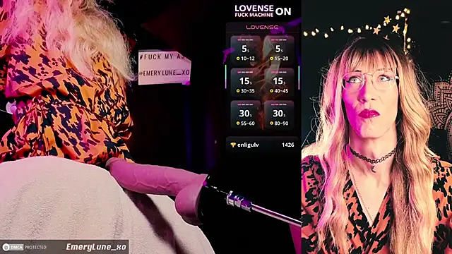 Snapshot of EmeryLune_xo chatting on February 3, 2026, 5:16 am EmeryLune xo online show from February 3, 2026, 5:16 am