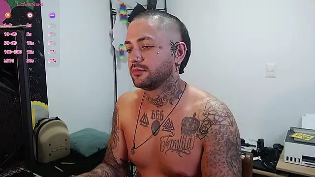 Snapshot of nicolastorres99 chatting on December 21, 2025, 3:24 am nicolastorres99 online show from December 21, 2025, 3:24 am