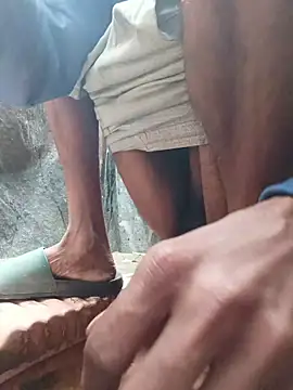 Snapshot of 96Rohon chatting on February 14, 2026, 2:30 am 96Rohon online show from February 14, 2026, 2:30 am