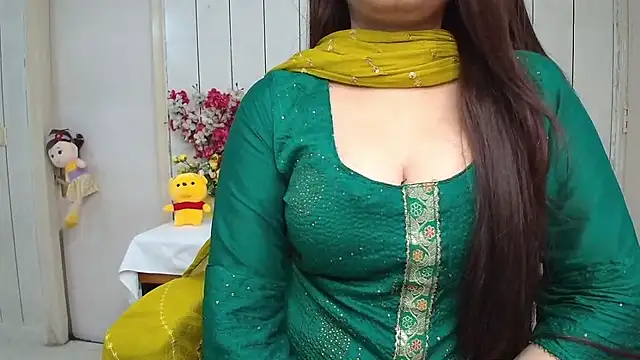 ruby100 online show from February 6, 2026, 11:41 pm