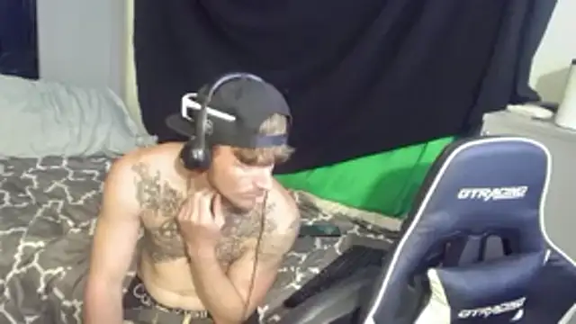 Snapshot of Robbin_Bnks chatting on November 10, 2025, 11:59 pm Robbin Bnks online show from November 10, 2025, 11:59 pm