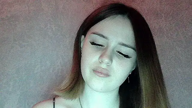 SweetLoraa online show from November 25, 2025, 3:01 pm