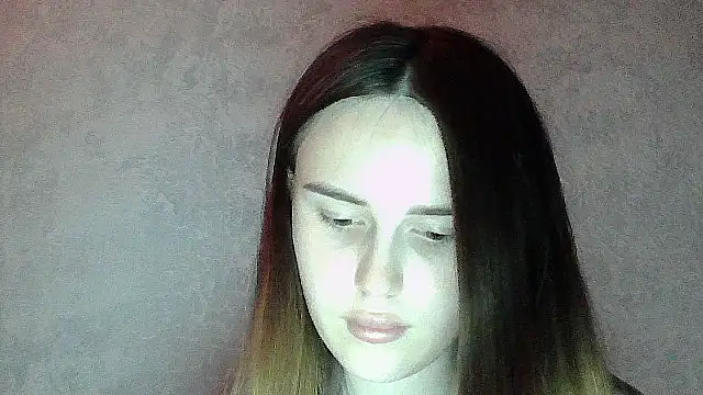 Snapshot of SweetLoraa chatting on June 10, 2026, 6:07 pm SweetLoraa online show from June 10, 2026, 6:07 pm