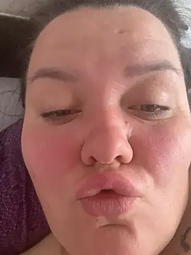 SunnyLeila2101 online show from May 29, 2026, 6:33 am
