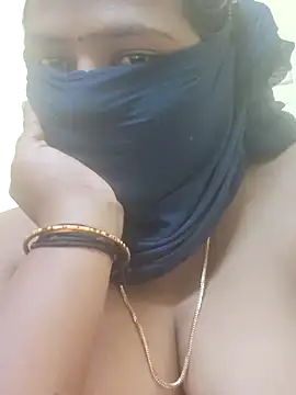 Snapshot of Tamilreethu chatting on December 18, 2025, 2:50 am Tamilreethu online show from December 18, 2025, 2:50 am