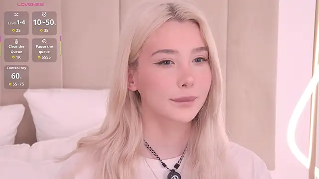 Snapshot of Nesolla chatting on June 18, 2026, 1:26 pm Nesolla online show from June 18, 2026, 1:26 pm