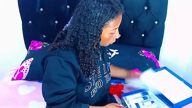 Snapshot of Gabi_Jhons_23 chatting on January 17, 2026, 8:52 am Gabi Jhons 23 online show from January 17, 2026, 8:52 am