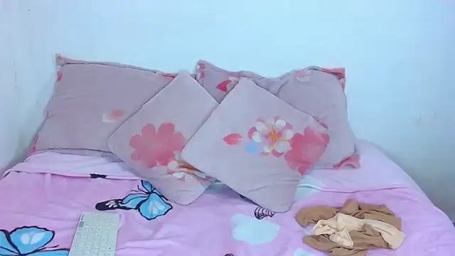 Snapshot of Gabi_Jhons_23 chatting on March 13, 2026, 11:06 am Gabi Jhons 23 online show from March 13, 2026, 11:06 am