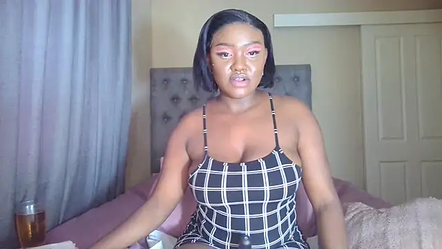 Snapshot of nanababe1 chatting on March 21, 2025, 12:06 pm nanababe1 online show from March 21, 2025, 12:06 pm