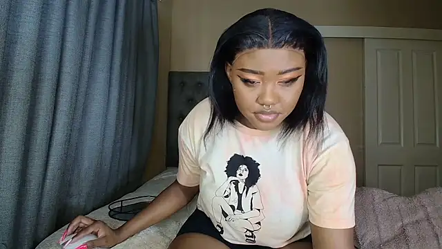 nanababe1 online show from February 2, 2026, 8:13 am