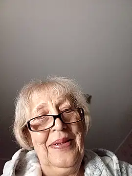 Snapshot of Anatolia5961 chatting on November 1, 2025, 5:48 pm Anatolia5961 online show from November 1, 2025, 5:48 pm