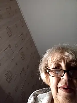 Snapshot of Anatolia5961 chatting on November 15, 2025, 4:10 am Anatolia5961 online show from November 15, 2025, 4:10 am