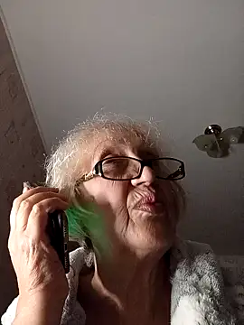 Snapshot of Anatolia5961 chatting on December 19, 2025, 3:08 pm Anatolia5961 online show from December 19, 2025, 3:08 pm