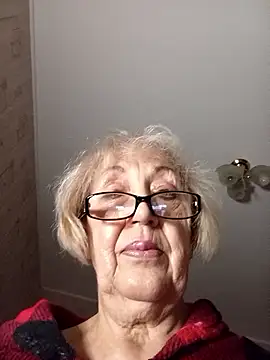 Snapshot of Anatolia5961 chatting on December 20, 2025, 5:03 am Anatolia5961 online show from December 20, 2025, 5:03 am