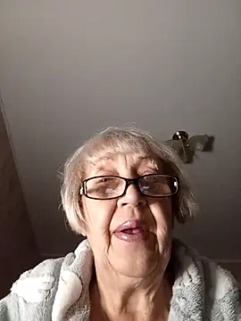 Snapshot of Anatolia5961 chatting on January 7, 2026, 2:14 am Anatolia5961 online show from January 7, 2026, 2:14 am