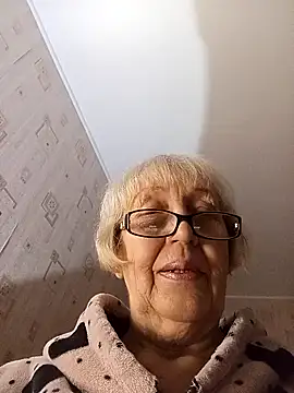 Snapshot of Anatolia5961 chatting on January 13, 2026, 2:33 pm Anatolia5961 online show from January 13, 2026, 2:33 pm