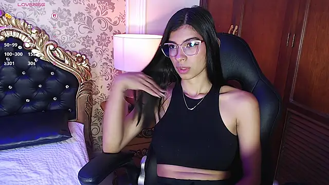 Snapshot of Lola_Pierce chatting on September 25, 2025, 11:58 am Lola Pierce online show from September 25, 2025, 11:58 am