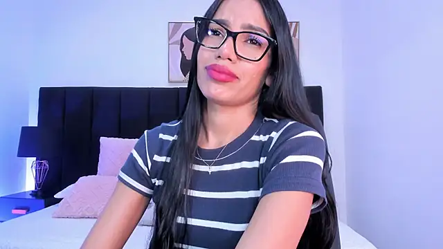 Snapshot of kaylaadams7 chatting on February 21, 2026, 11:44 am kaylaadams7 online show from February 21, 2026, 11:44 am