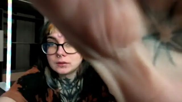 HighelikeGirl online show from November 16, 2025, 7:03 am