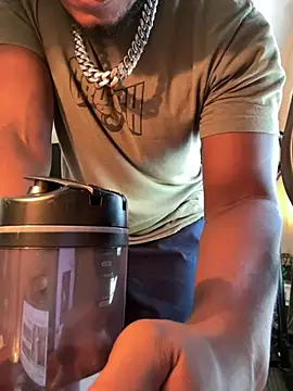 KeYBuMp323 online show from April 17, 2026, 3:04 pm